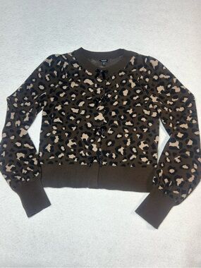 Express leopard beaded bow Sweater size S